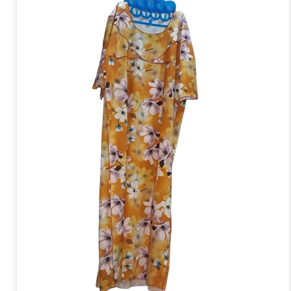 3XL Maxi Floral - Picture 3 of 8